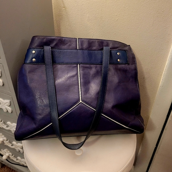 POUR La VICTOIRE Marlow oversized bag - Picture 16 of 16